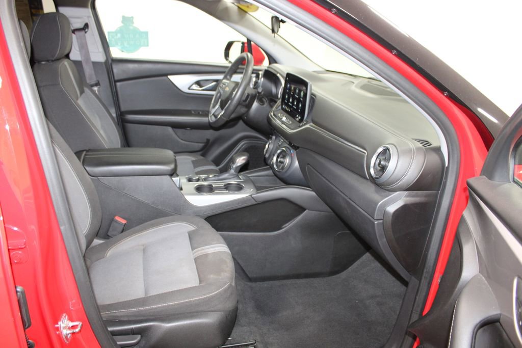 Used 2024 Chevrolet Blazer LT image 24