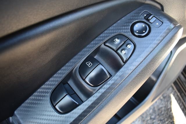 Used 2025 Nissan Altima 2.5 SV image 18