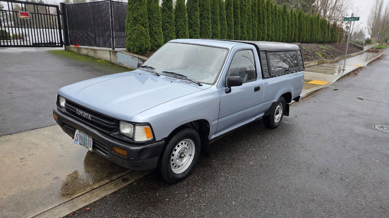Used 1991 Toyota Pickup 2WD Regular Cab image 2