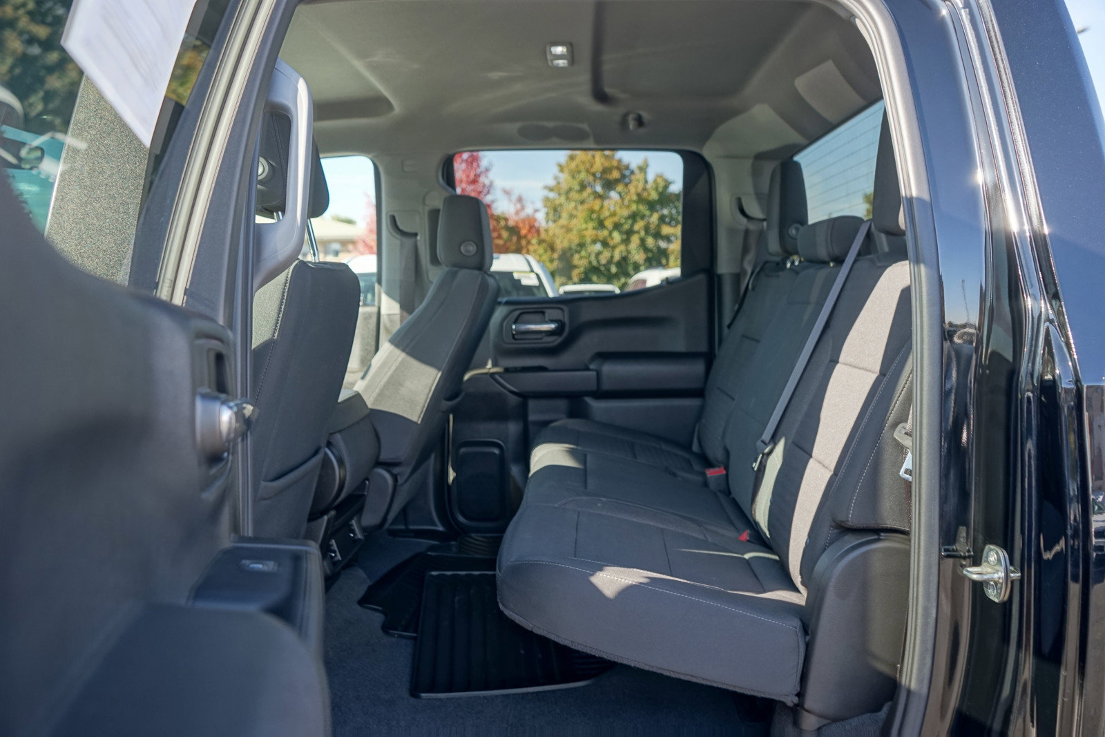 Used 2022 Chevrolet Silverado 1500 Custom Trail Boss w/ LPO, Dark Essentials Package image 21