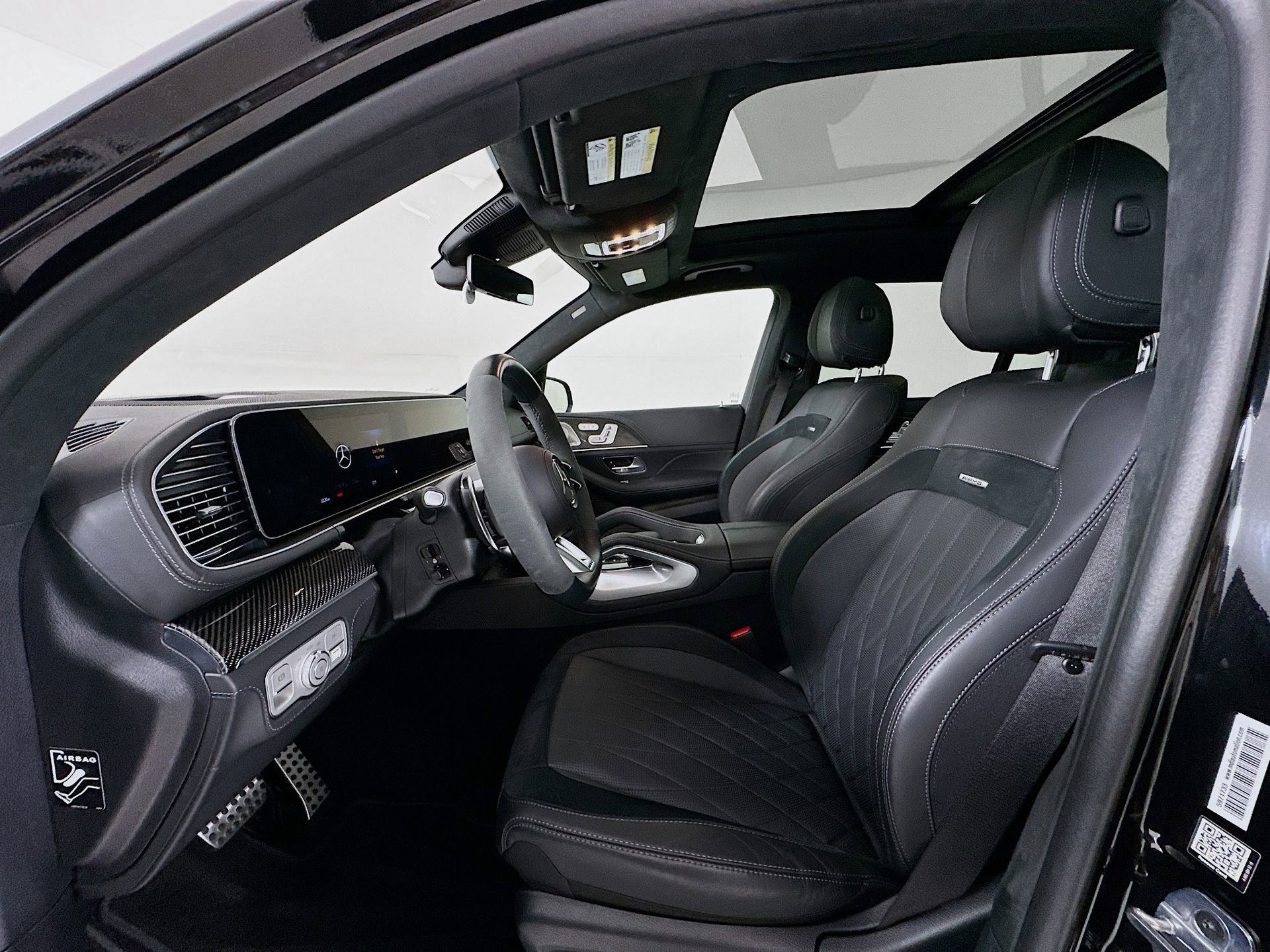 Used 2025 Mercedes-Benz GLS 63 AMG 4MATIC image 23