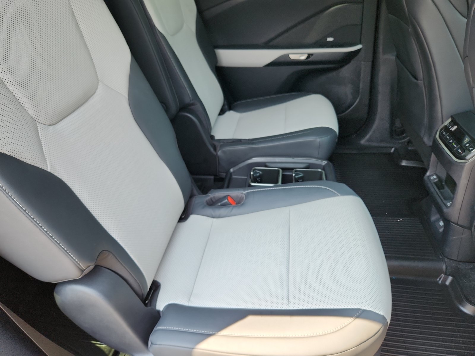 Certified 2026 Lexus TX 500h AWD w/ Technology Package image 18