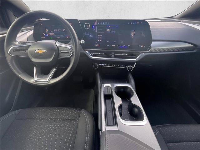 Used 2025 Chevrolet Equinox EV LT FWD image 15
