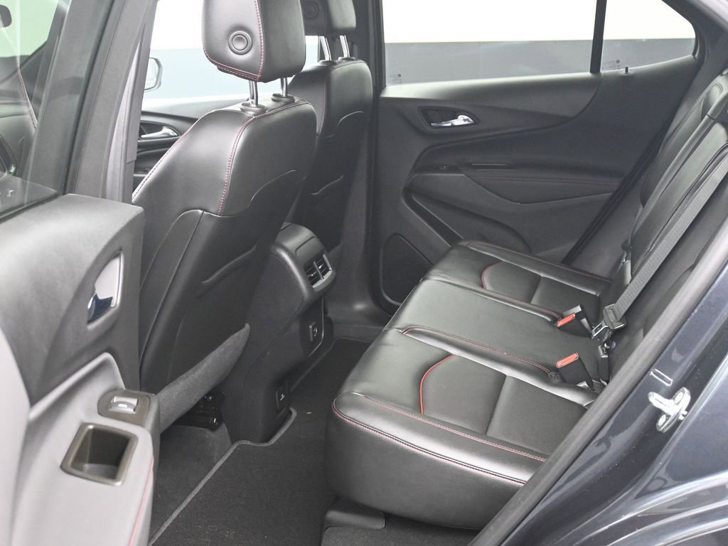 Used 2023 Chevrolet Equinox RS w/ RS Leather Package image 13