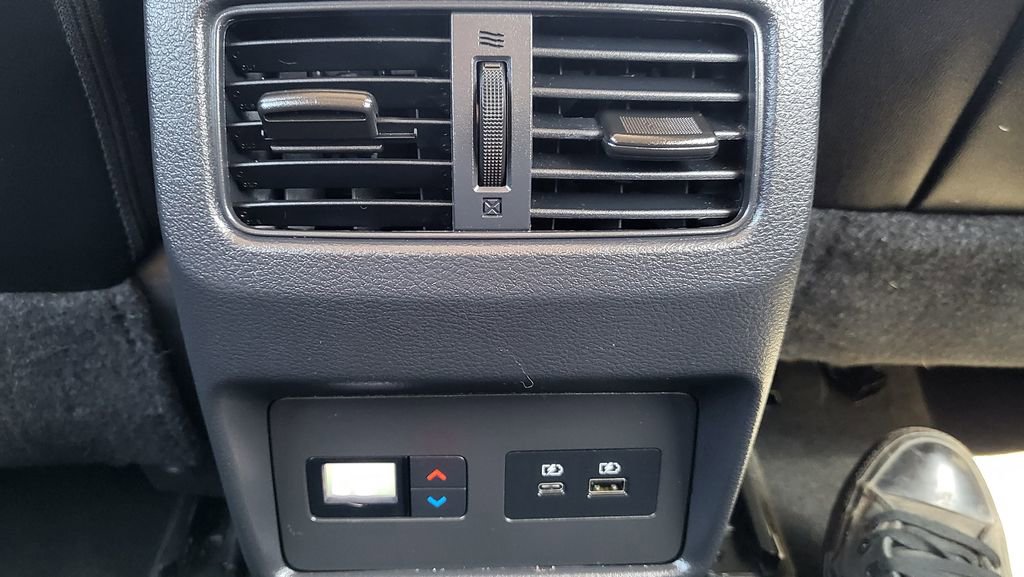 Used 2022 Nissan Rogue SL w/ SL Premium Package image 27