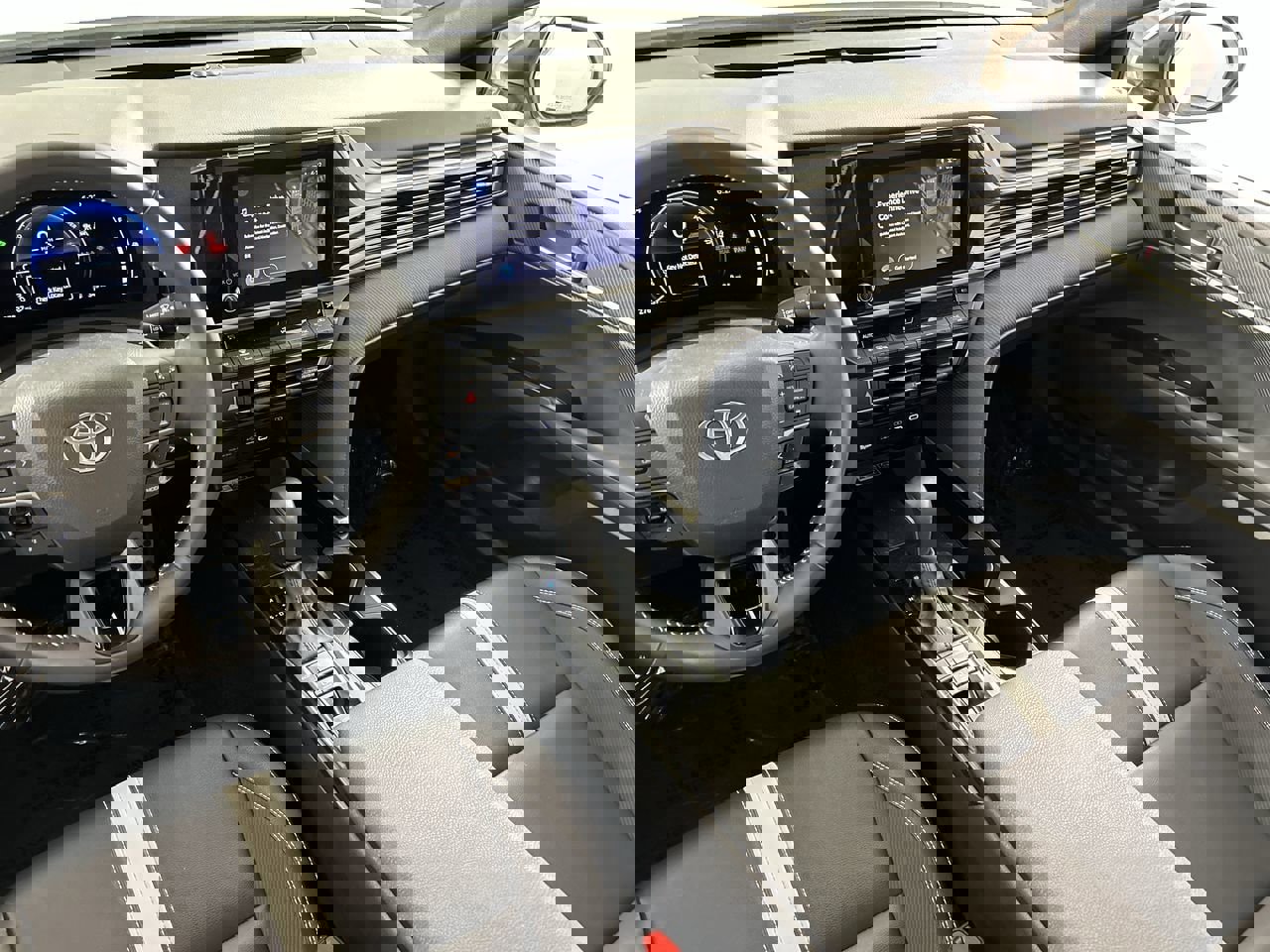 Used 2025 Toyota Camry SE image 22