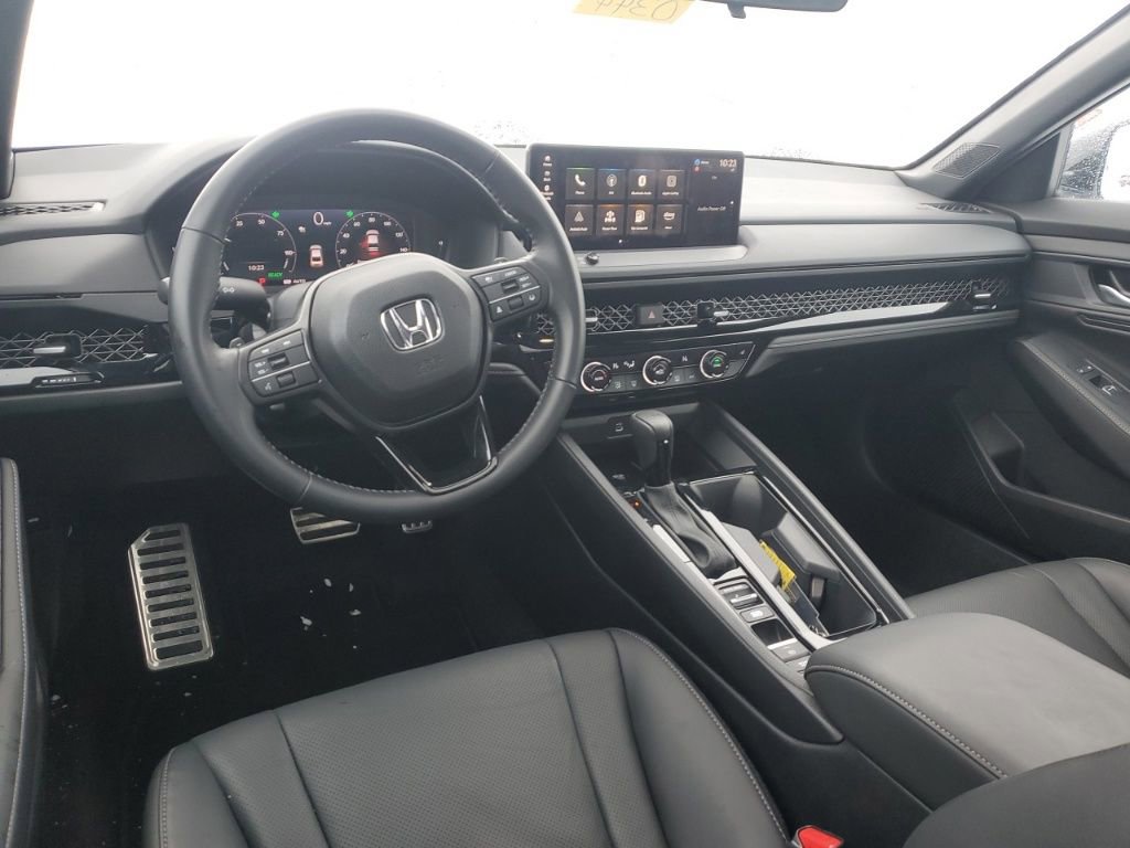 Certified 2025 Honda Accord Sport image 27