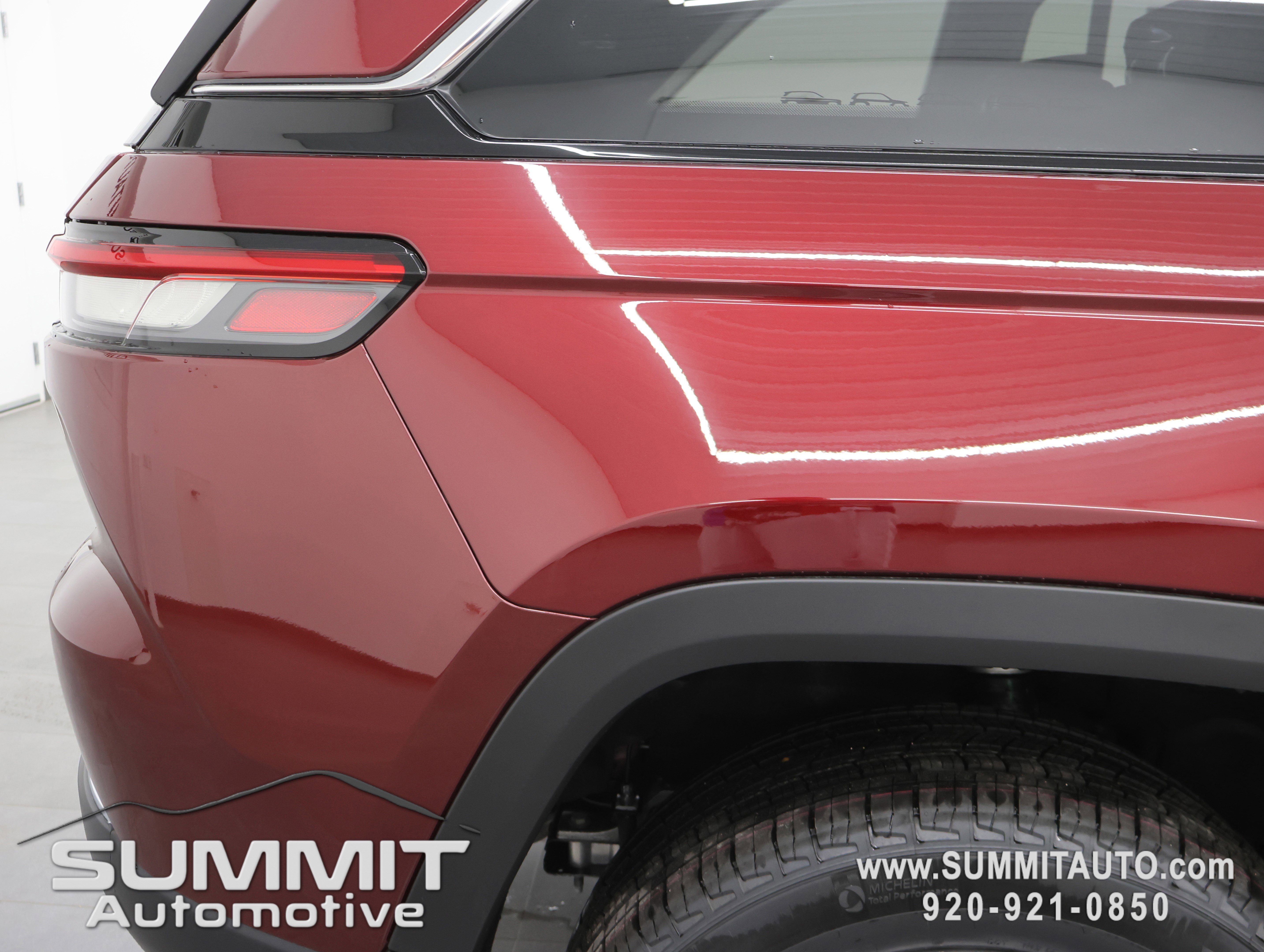 New 2026 Jeep Grand Cherokee Laredo X image 25