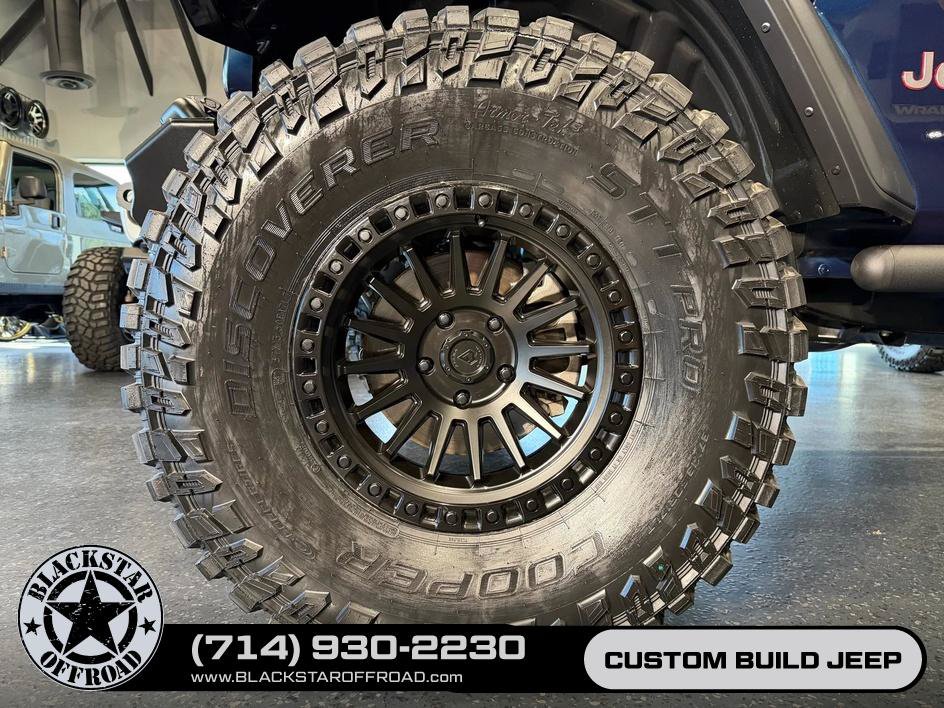 Used 2025 Jeep Wrangler Unlimited Rubicon AWD/4WD image 24