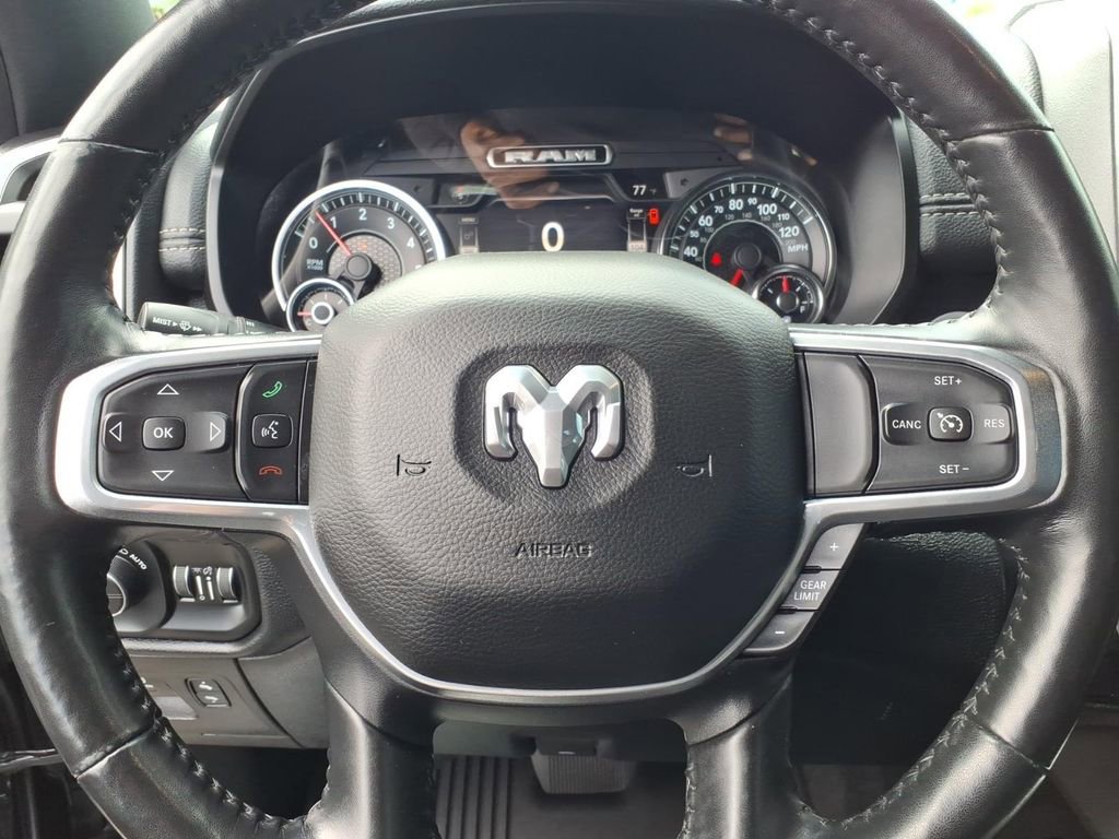 Used 2020 RAM 1500 Laramie AWD/4WD image 5