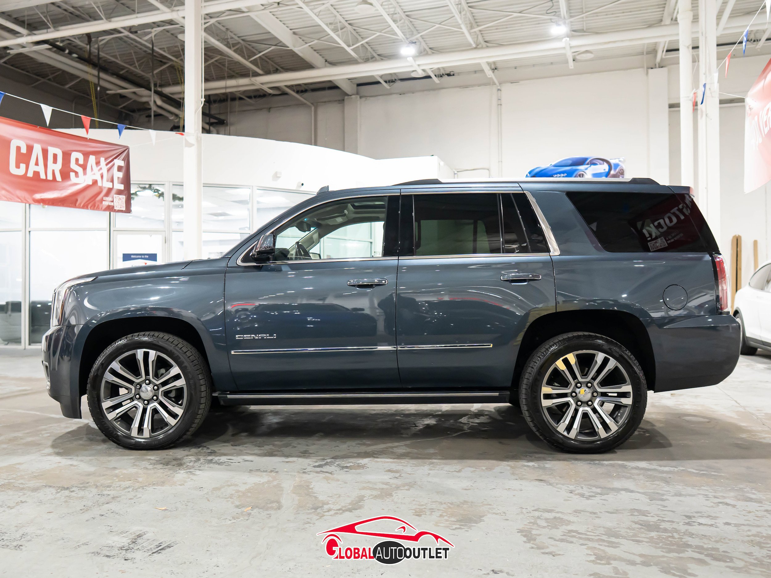 Used 2019 GMC Yukon Denali w/ Denali Ultimate Package AWD/4WD image 4