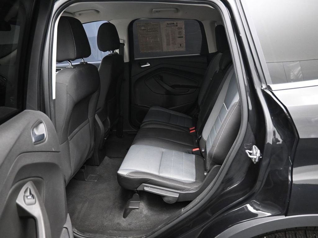 Used 2013 Ford Escape SE image 28