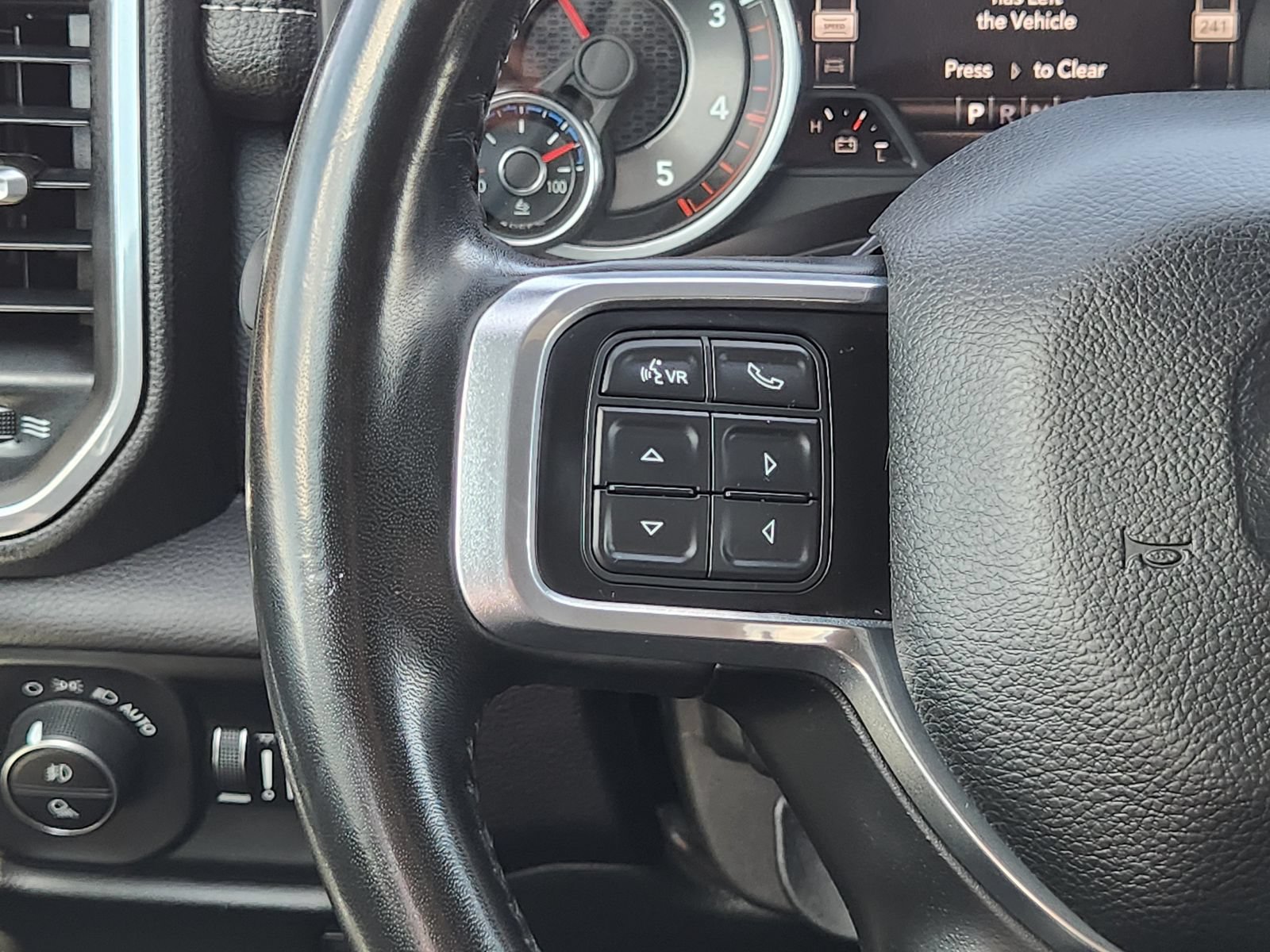 Used 2021 RAM 2500 Laramie AWD/4WD image 28