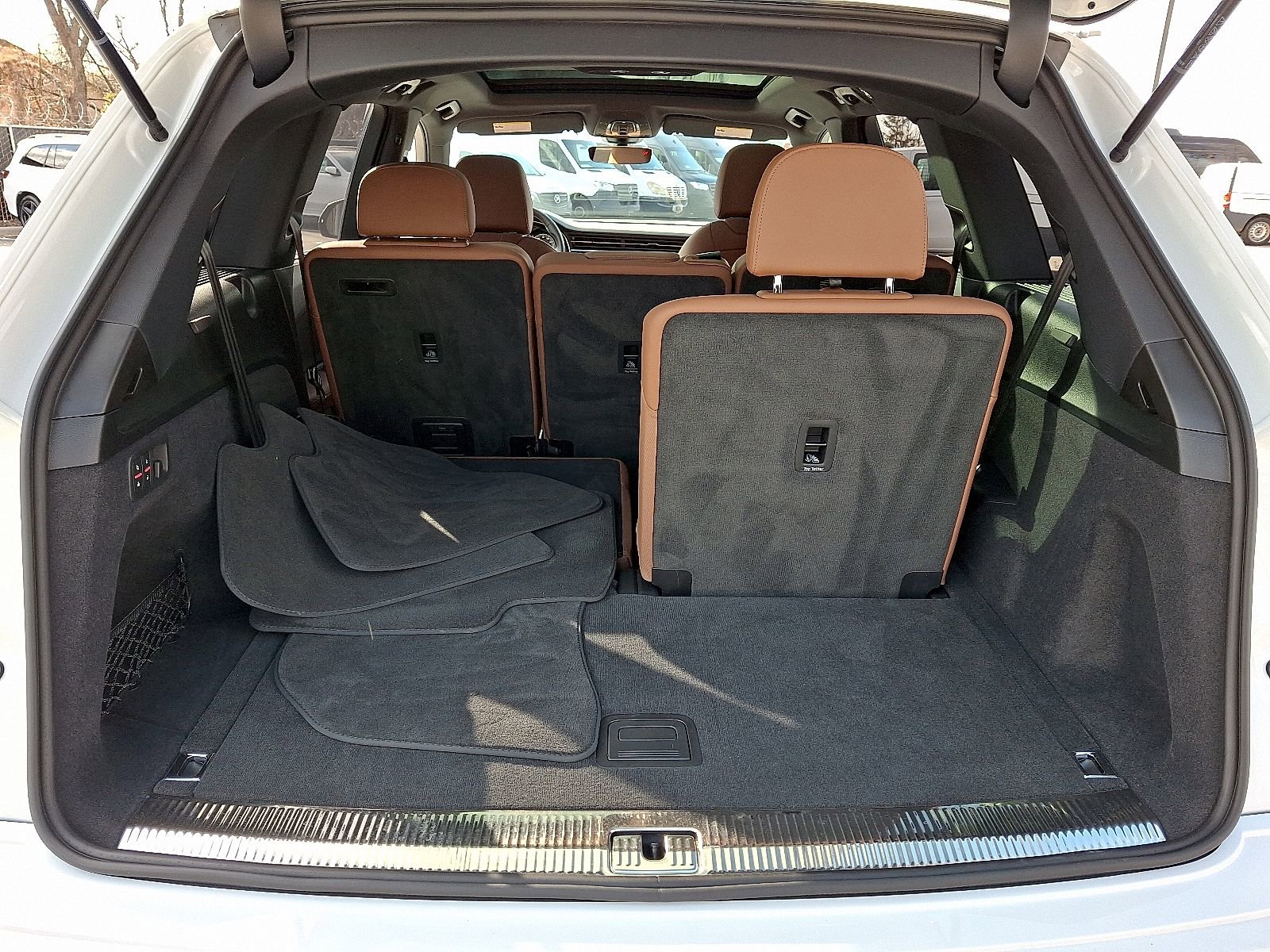 Used 2025 Audi Q7 3.0T Premium Plus image 30