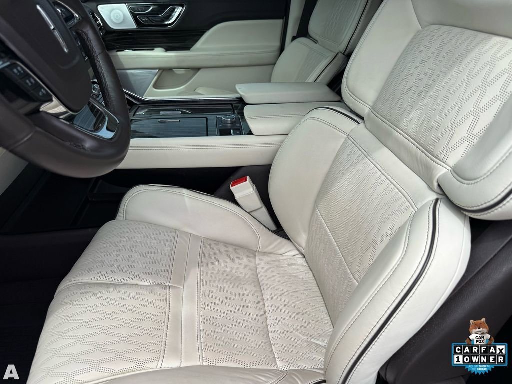 Used 2024 Lincoln Navigator L Black Label AWD/4WD image 12