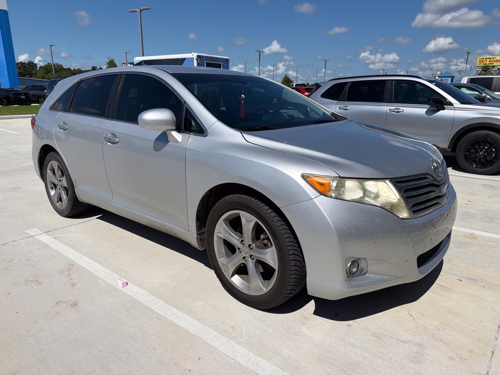 Used 2012 Toyota Venza XLE FWD image 3