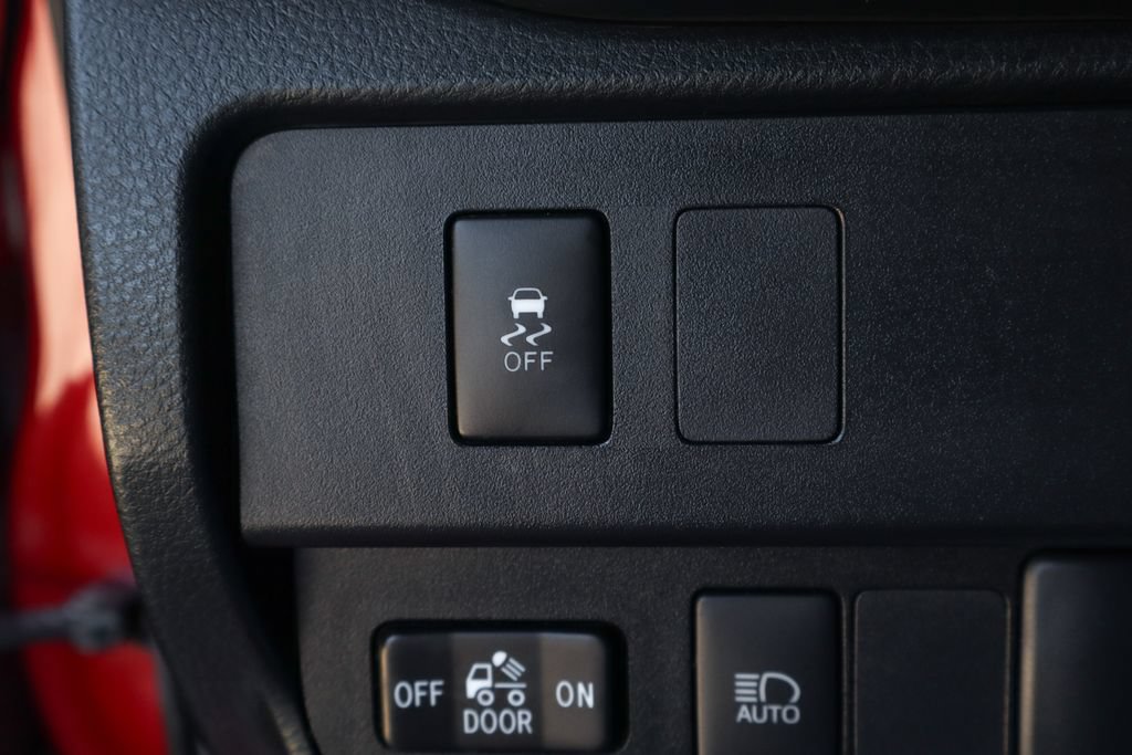 Used 2023 Toyota Tacoma SR5 w/ Technology Package AWD/4WD image 22