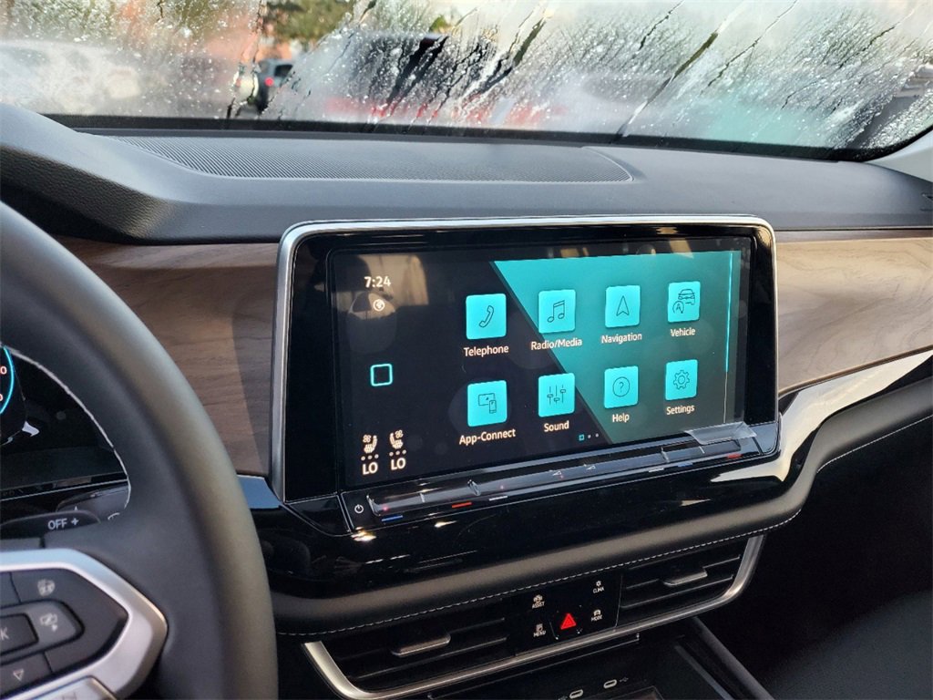 New 2025 Volkswagen Atlas SE image 9