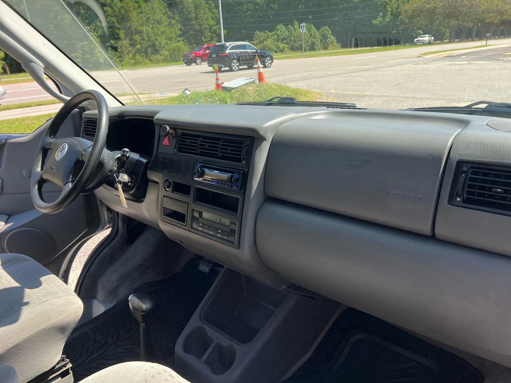 Used 2001 Volkswagen Eurovan image 23