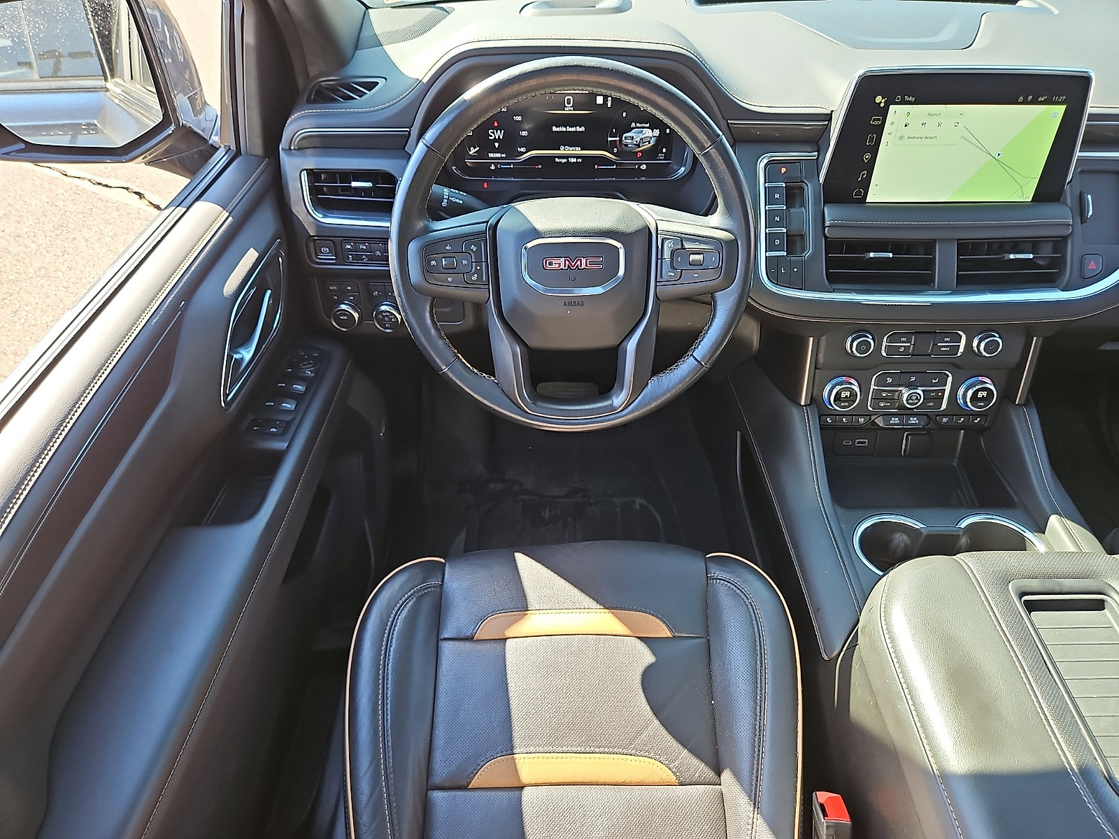 Used 2022 GMC Yukon AT4 image 11