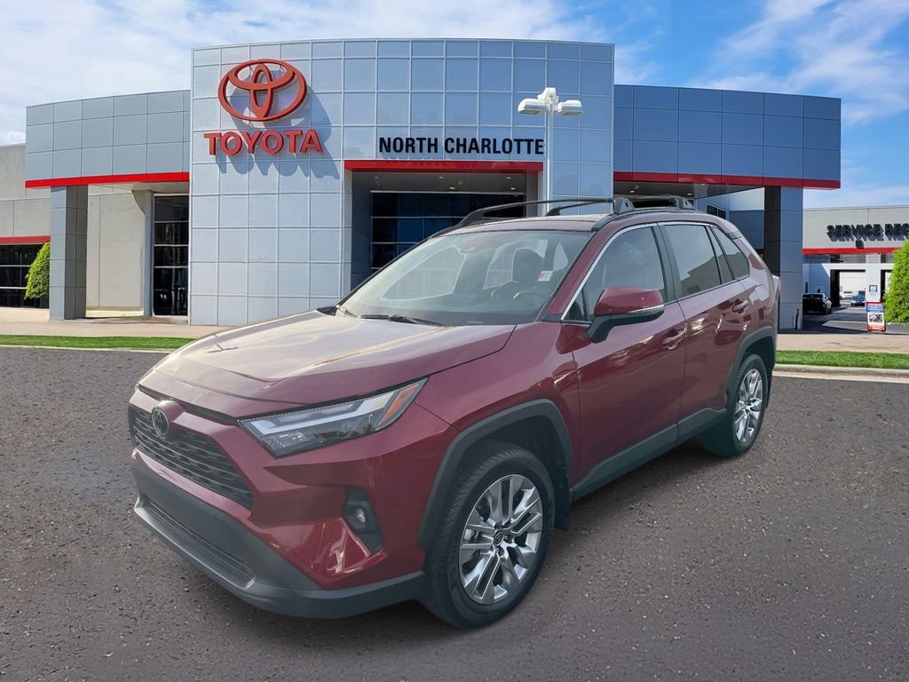 Used 2025 Toyota RAV4 XLE Premium image 6