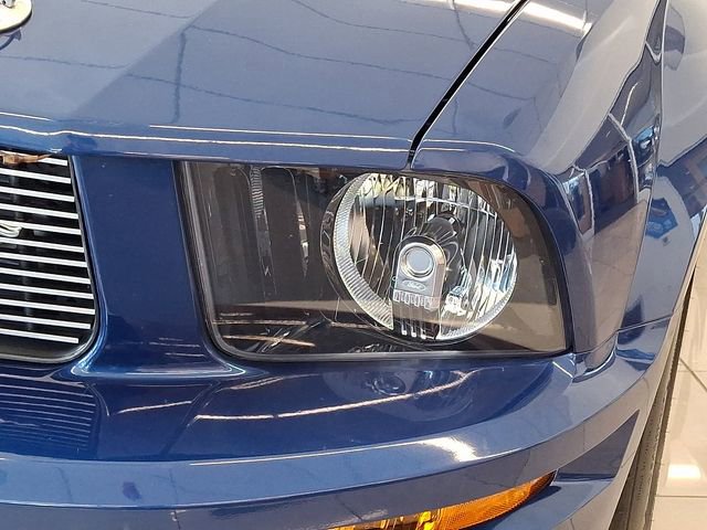 Used 2008 Ford Mustang GT RWD image 8