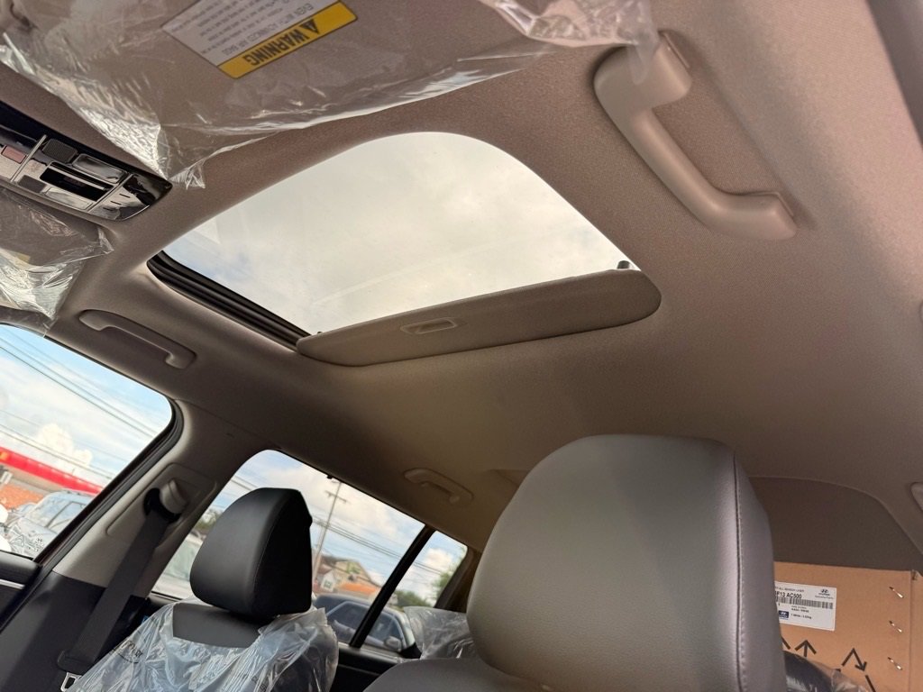 New 2025 Hyundai Santa Fe Limited image 18