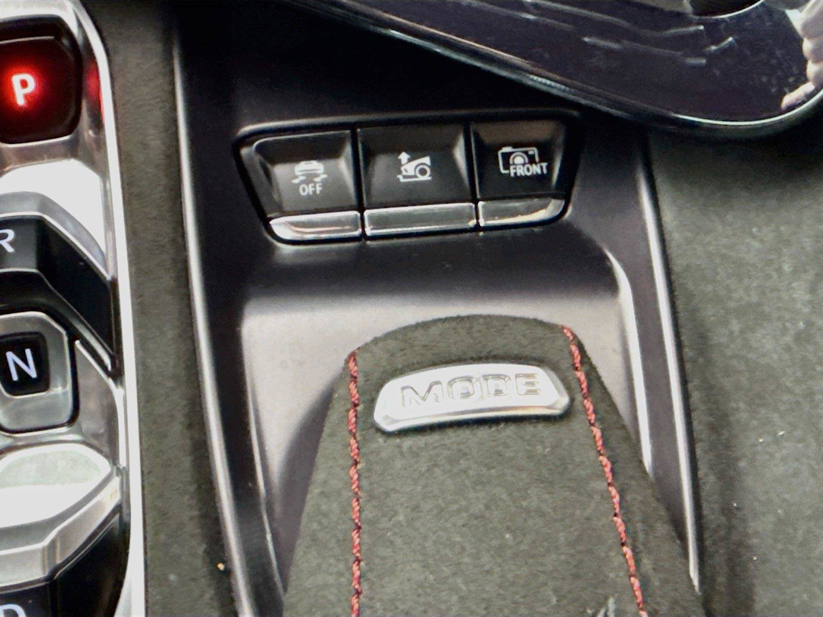 Used 2023 Chevrolet Corvette Stingray Premium Conv w/ Z51 Performance Package RWD image 29