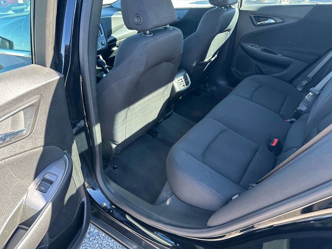 Used 2024 Chevrolet Malibu LT image 29