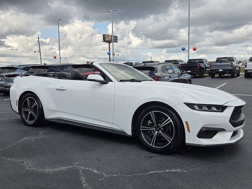 Used 2024 Ford Mustang Premium RWD image 7