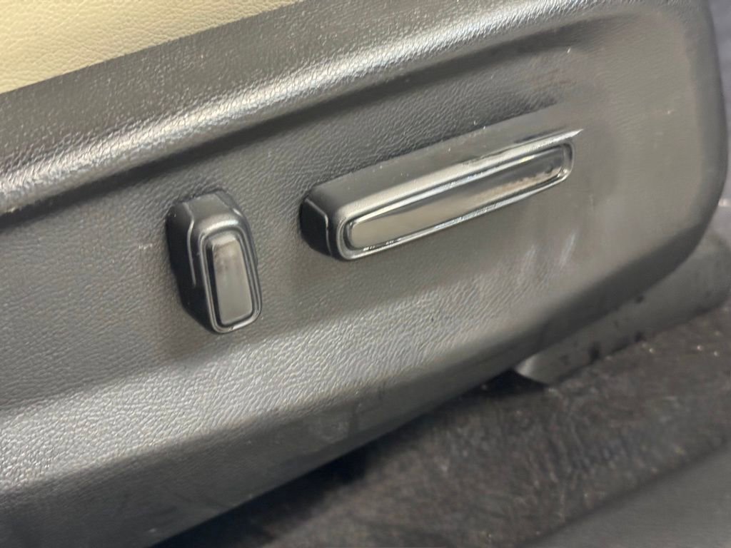 Used 2019 Honda CR-V EX-L image 27