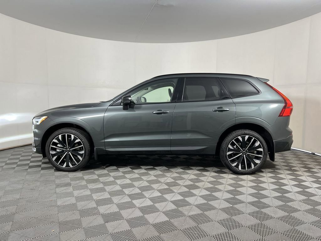 New 2026 Volvo XC60 B5 Ultra w/ Climate Package image 5