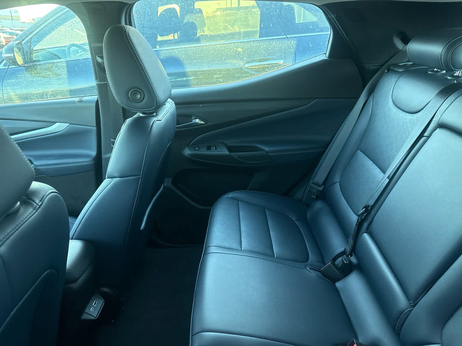 Used 2023 Chevrolet Bolt EUV Premier w/ Sun & Sound Package image 5