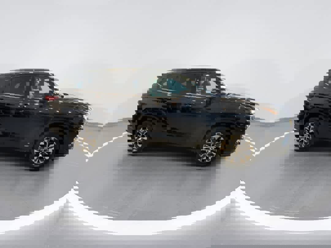 Used 2022 Toyota Highlander XLE image 9