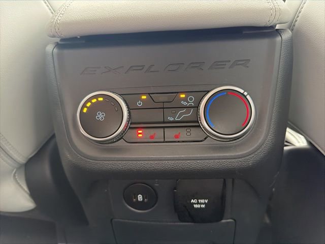 Certified 2025 Ford Explorer Platinum w/ LUX Leather Package AWD/4WD image 21