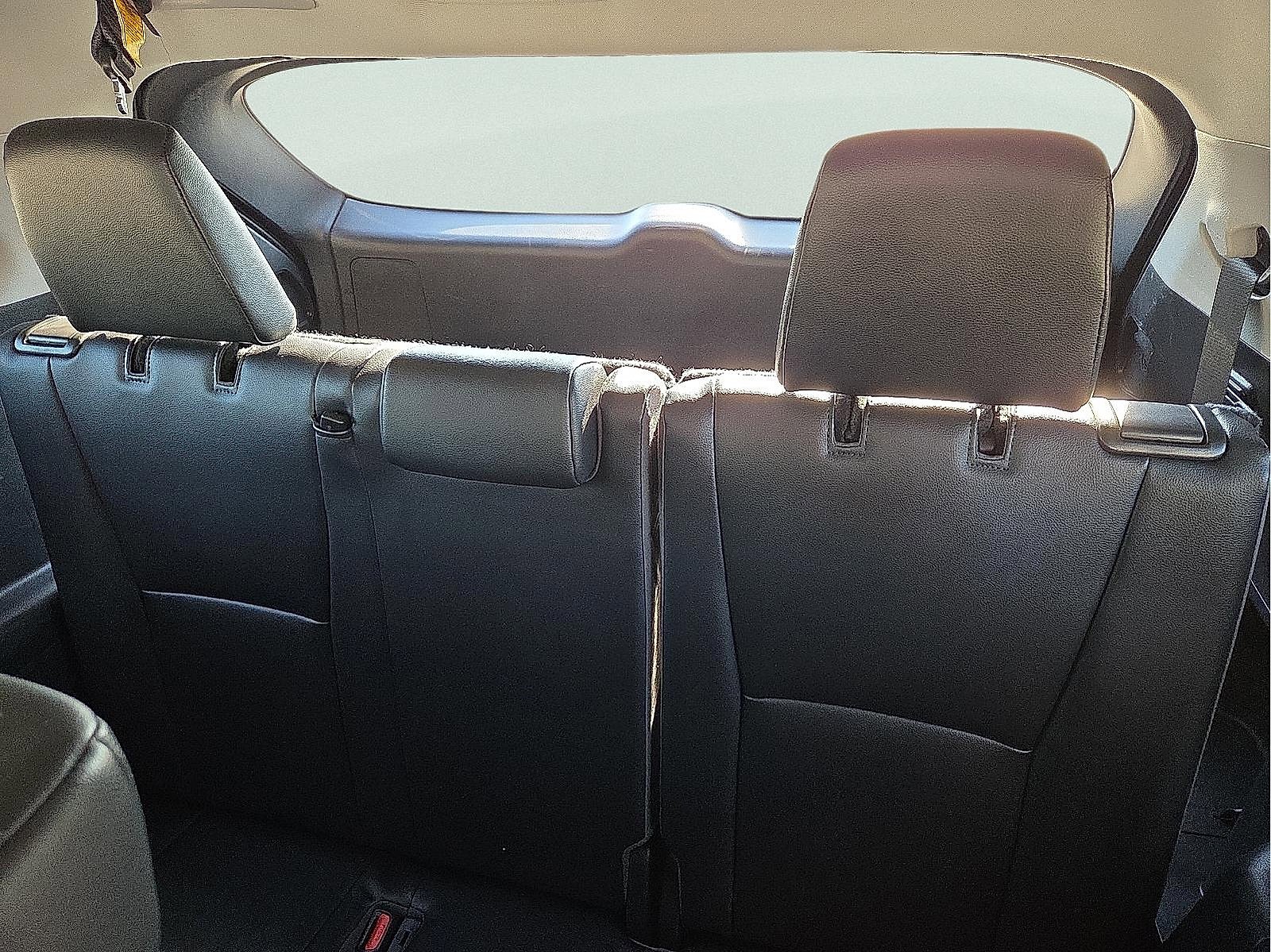 Used 2023 Toyota Highlander L image 11