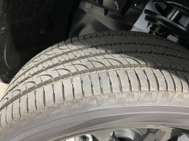 New 2025 Jeep Compass Latitude w/ Sun & Sound Group image 39