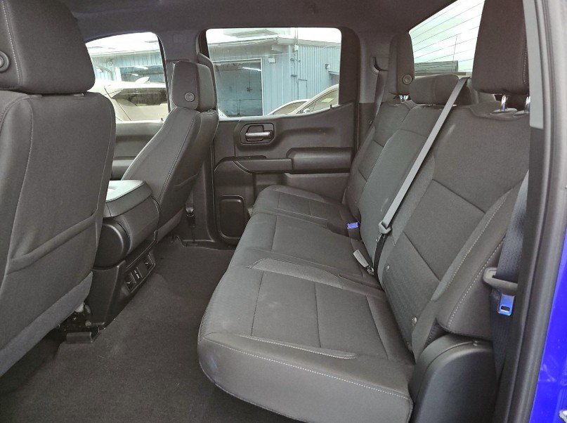 Certified 2025 Chevrolet Silverado 1500 Custom w/ Turbomax Blackout Package RWD image 8