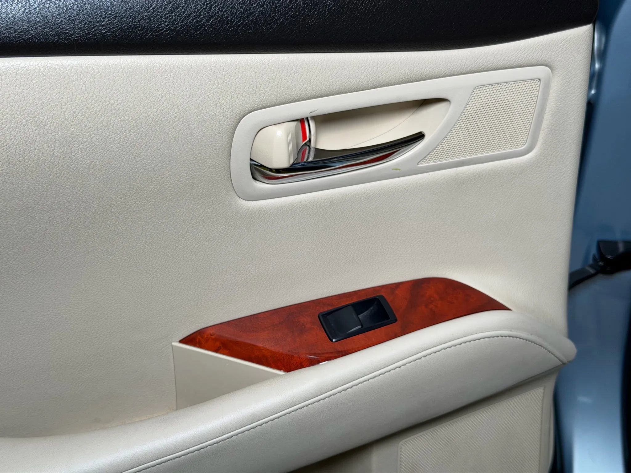 Used 2010 Lexus RX 350 2WD image 21