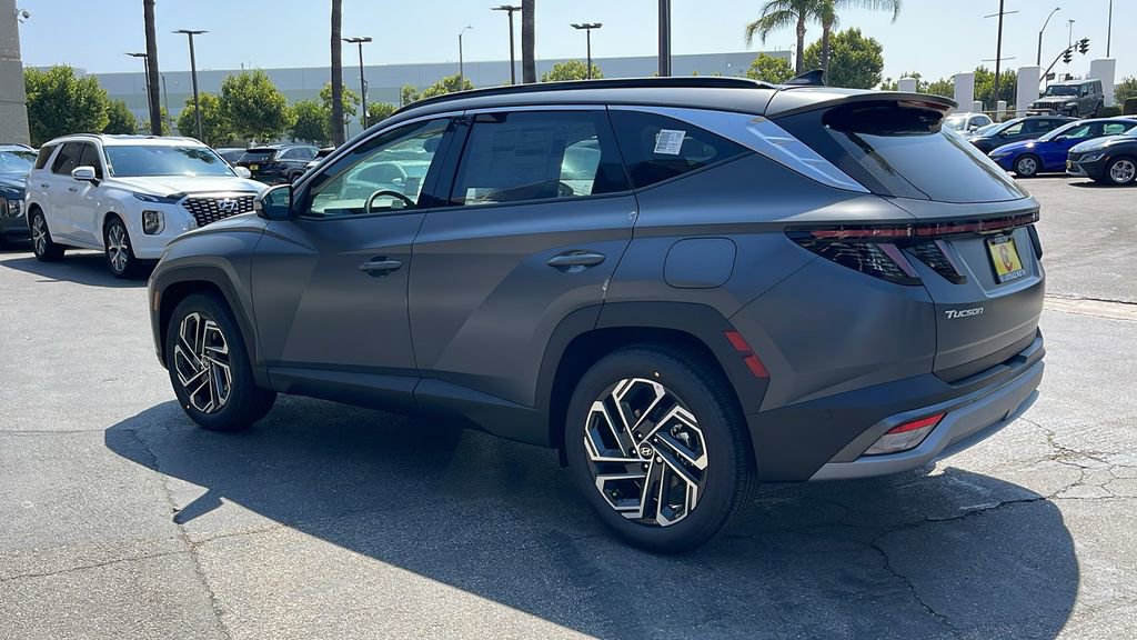 New 2025 Hyundai Tucson Limited image 11