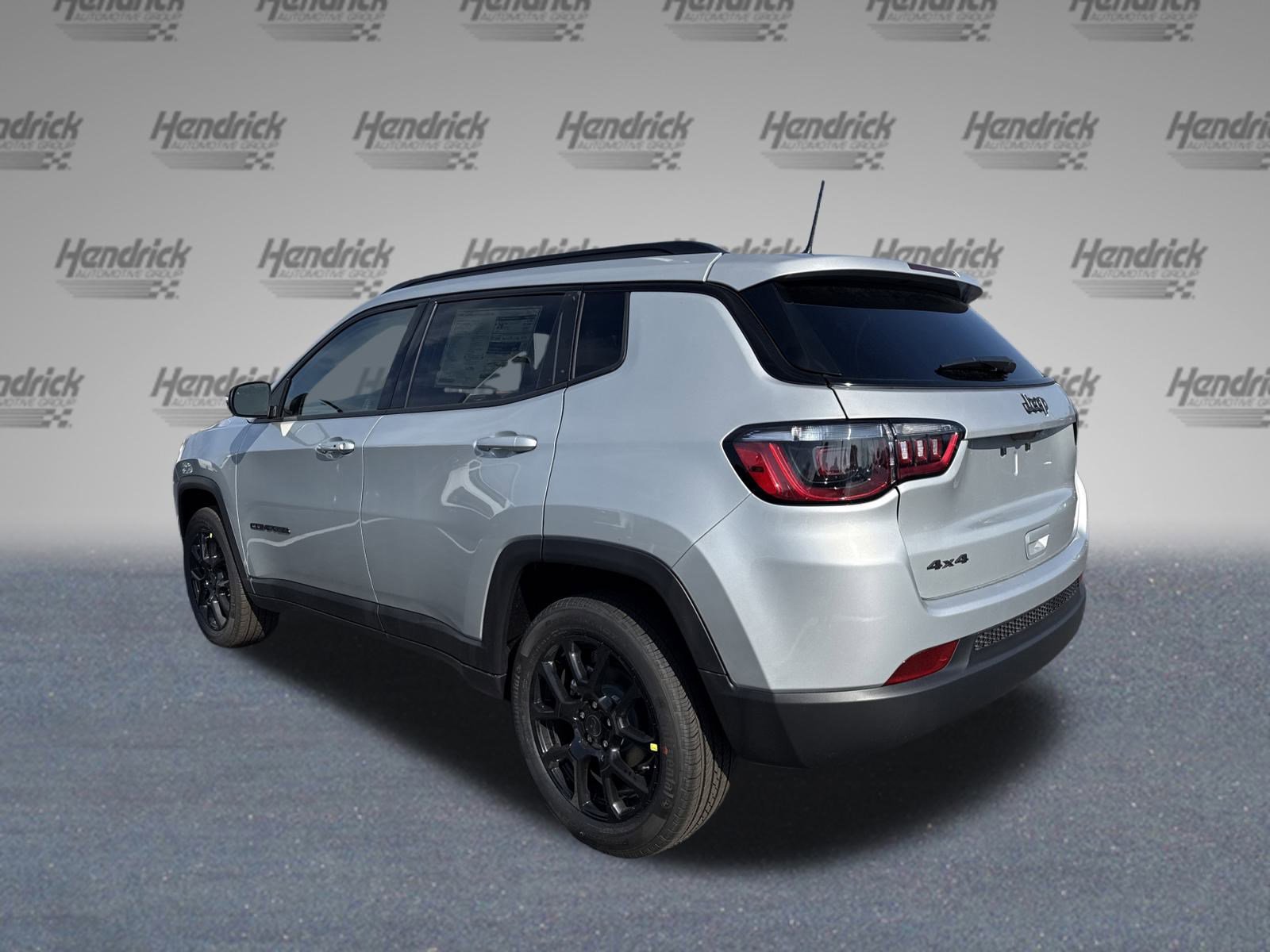 New 2026 Jeep Compass Latitude image 6