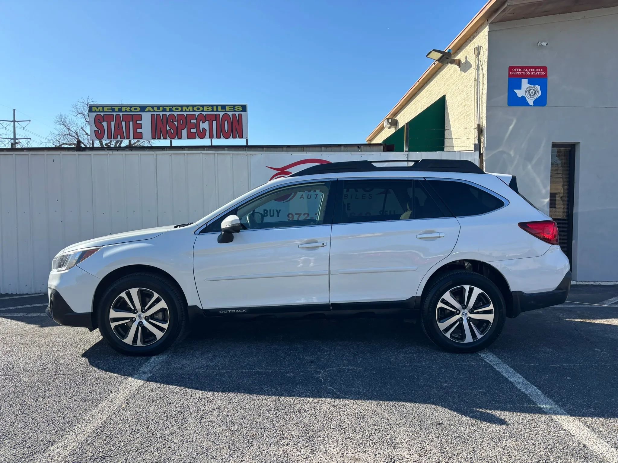 Used 2018 Subaru Outback 2.5i Limited w/ Popular Package #2 AWD/4WD image 9