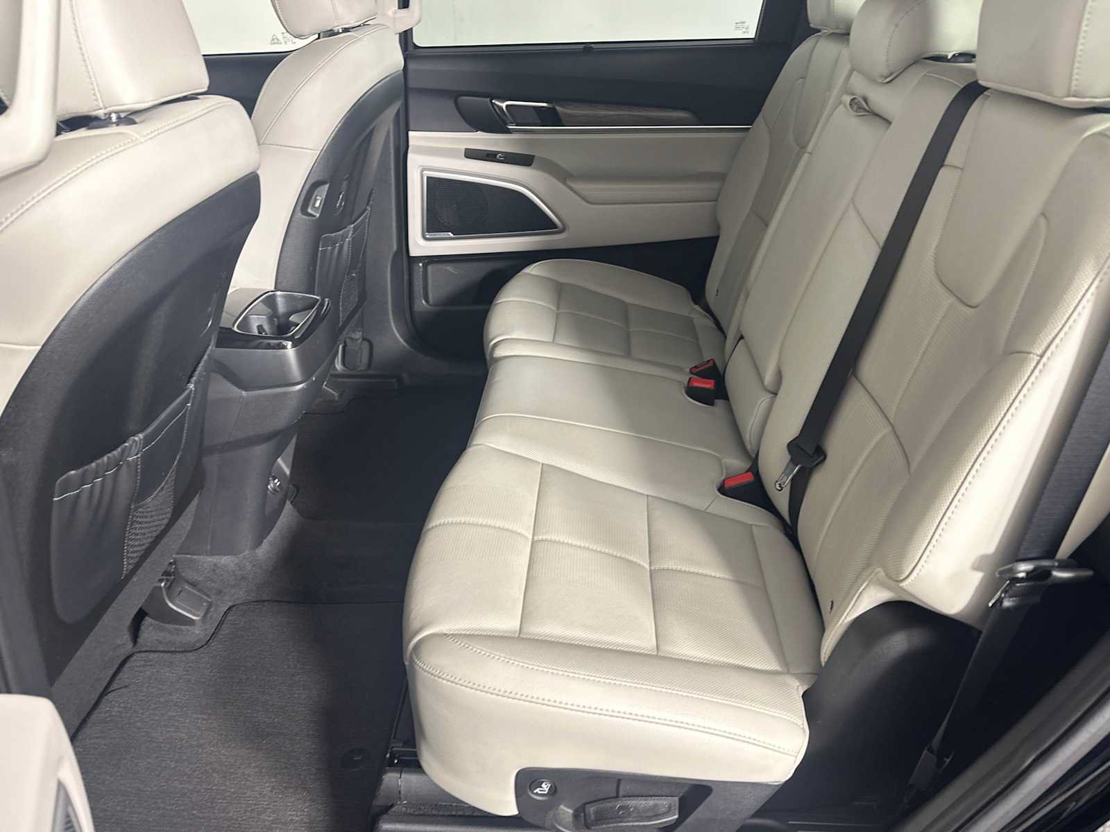 Used 2020 Kia Telluride EX FWD image 22
