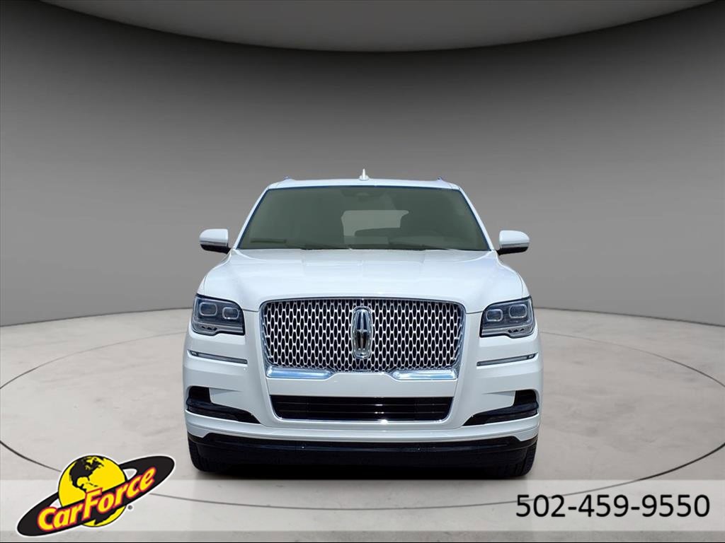 Used 2023 Lincoln Navigator Reserve image 16