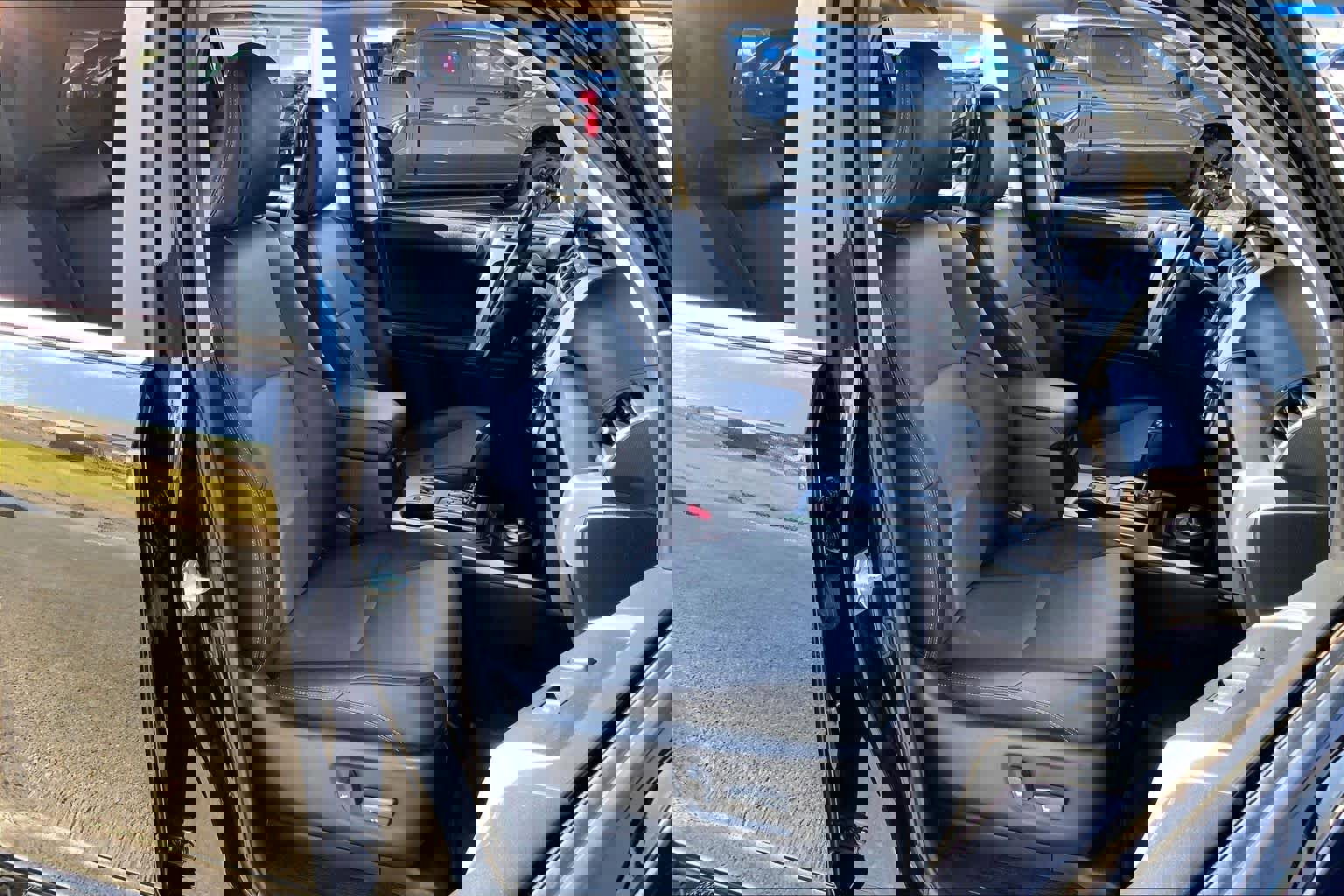 Used 2020 Toyota 4Runner SR5 Premium w/ Moonroof Package AWD/4WD image 8