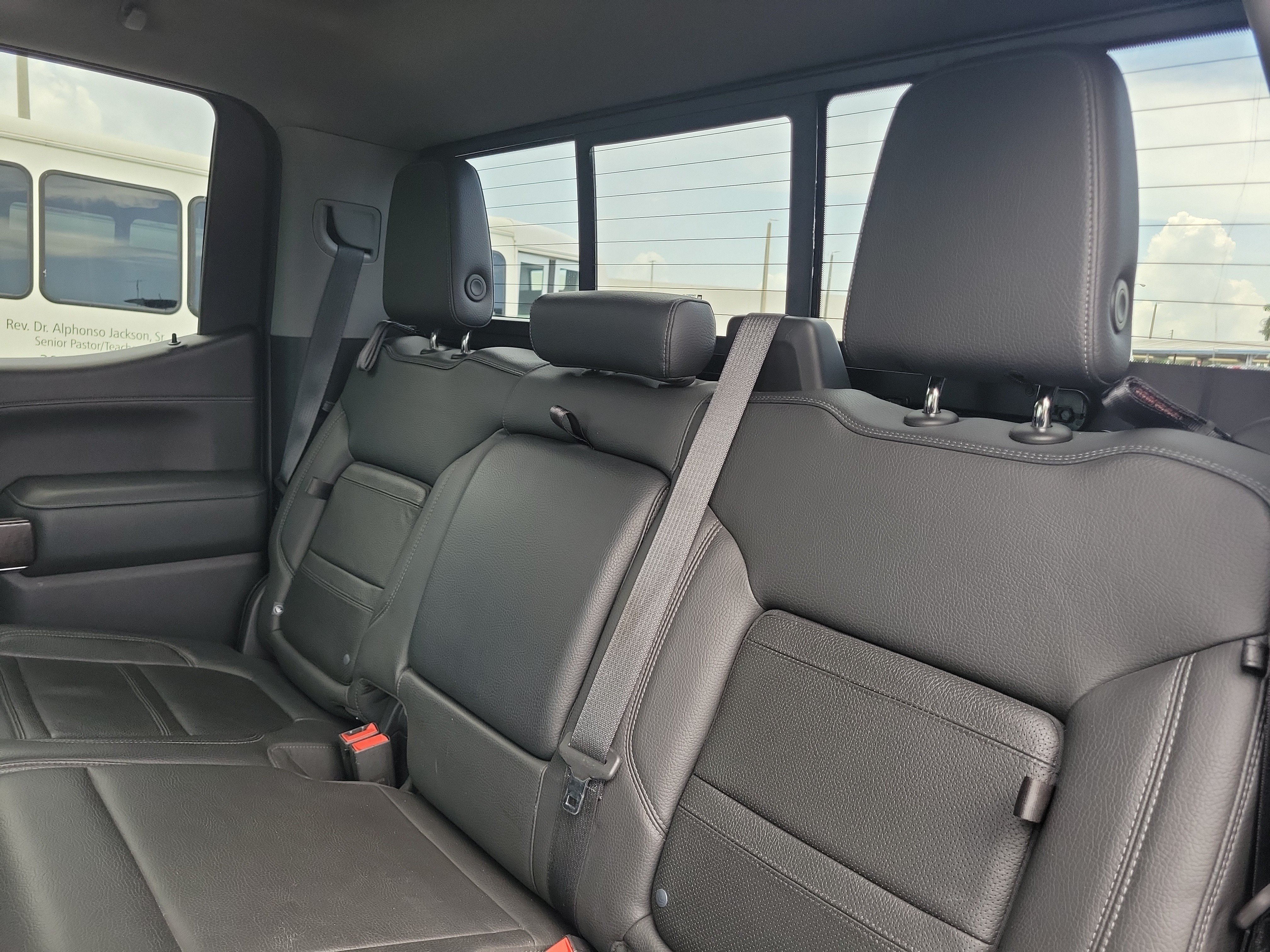 Used 2020 GMC Sierra 1500 Denali w/ Denali Ultimate Package AWD/4WD image 16