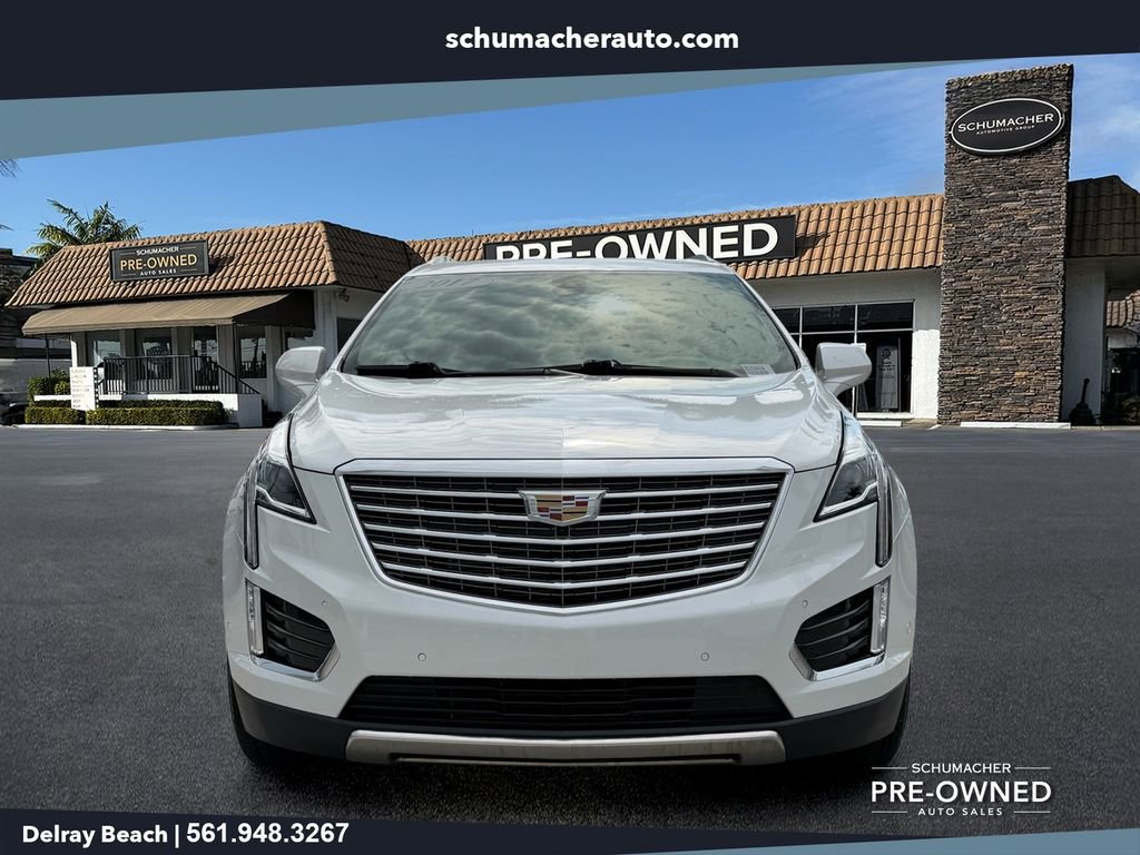 Used 2017 Cadillac XT5 Platinum w/ Driver Assist Package AWD/4WD image 2