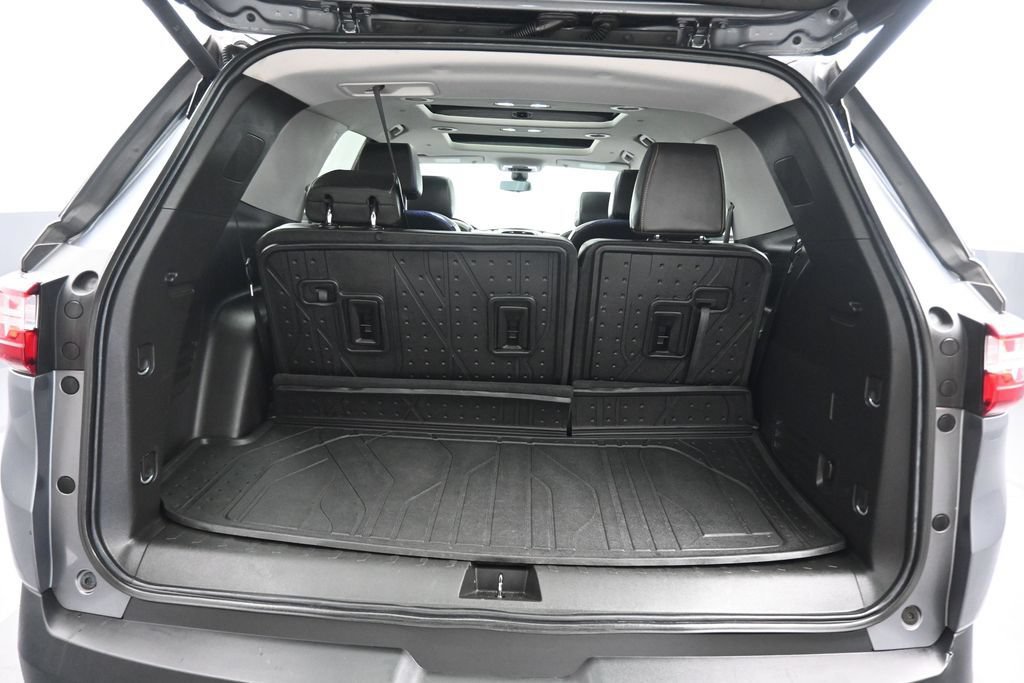 Used 2020 Chevrolet Traverse LT w/ LT Premium Package AWD/4WD image 59
