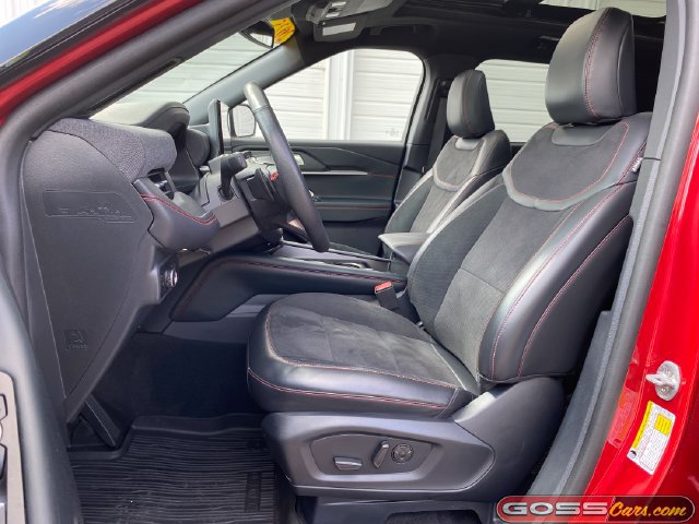 Used 2025 Ford Explorer ST w/ Sun And Sound Package AWD/4WD image 26