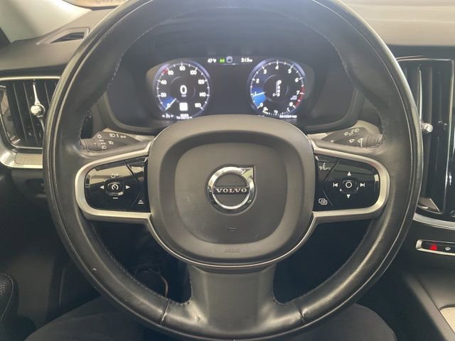 Used 2021 Volvo V60 T5 Cross Country w/ Climate Package image 15